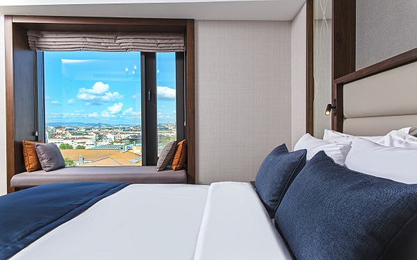 Arts Hotel